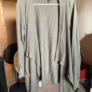 High Low Olive Green Cardigan. Size Medium.